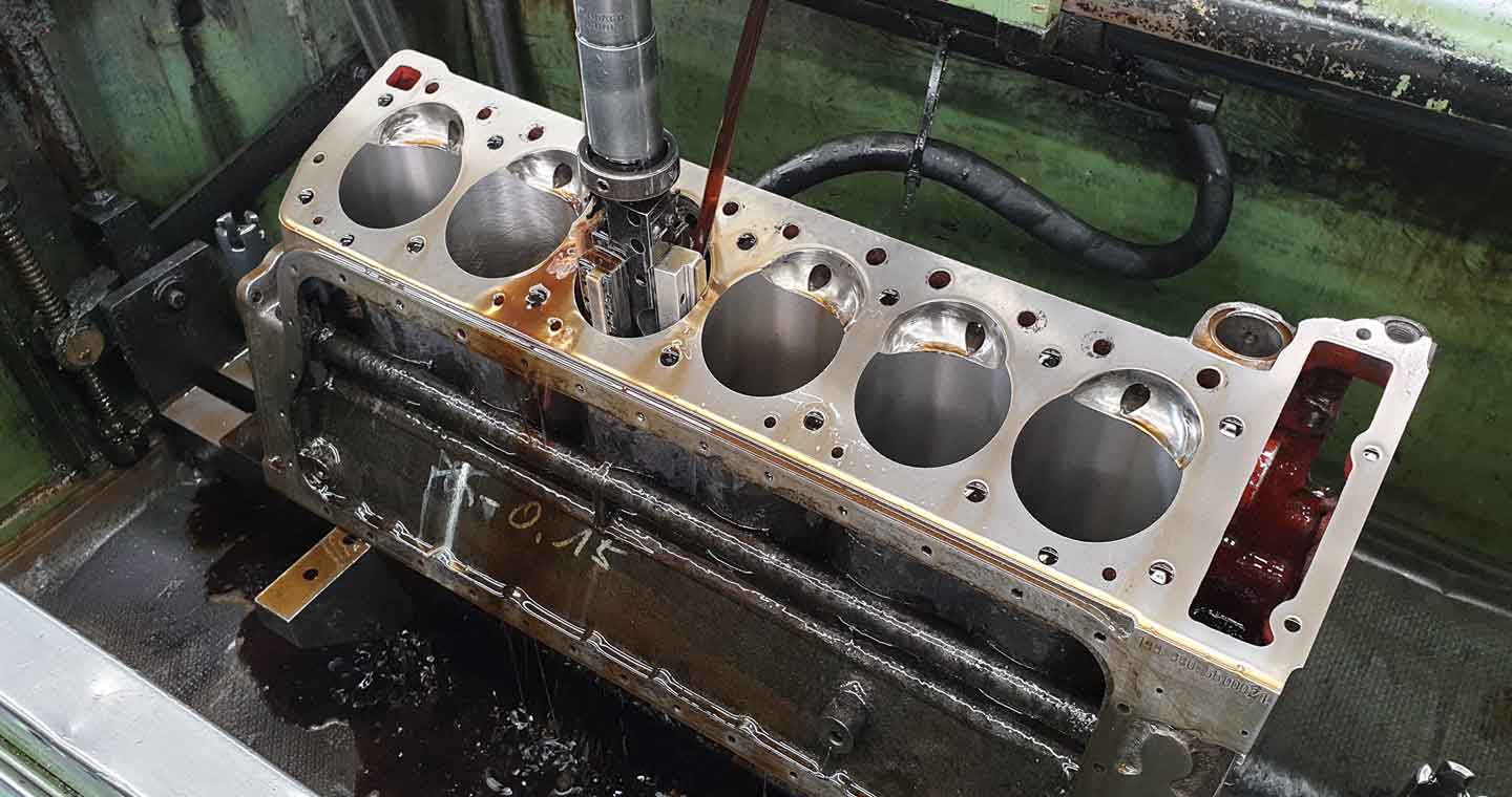 Motoren Henze Zylinderblock