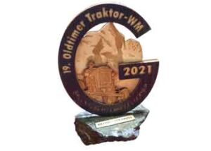 Traktor WM 2021 Pokal