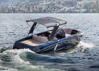 Ovation 7.6 Open von Ganz Yachting