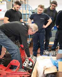 Road Show 2022 Elring & der motor bei Sauer & Sohn